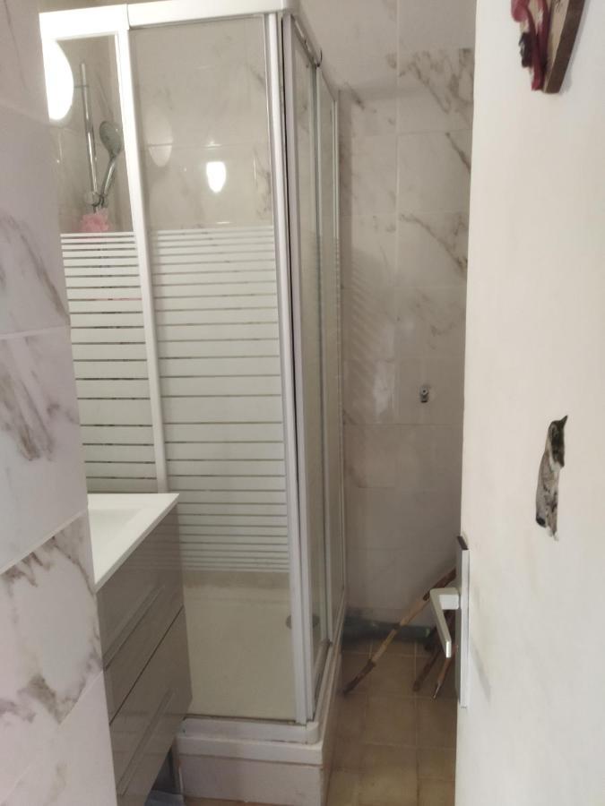 Studio Cabine Vue Sur Les Pyrenees Font-Romeu-Odeillo-Via Exterior foto