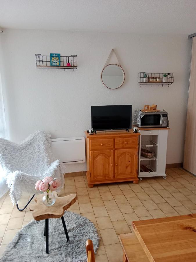 Studio Cabine Vue Sur Les Pyrenees Font-Romeu-Odeillo-Via Exterior foto